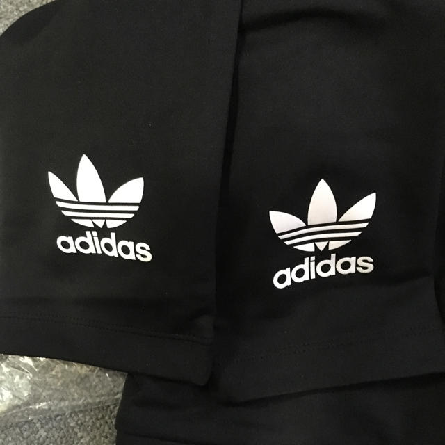 adidas(アディダス)のシンプル‼️ アディダスオリジナルス ロゴ レギンス S 新品^ ^ レディースのレッグウェア(レギンス/スパッツ)の商品写真