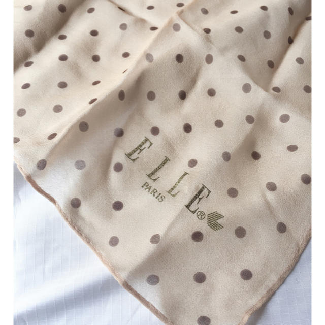 ELLE(エル)のエル  スカーフ レディースのファッション小物(バンダナ/スカーフ)の商品写真