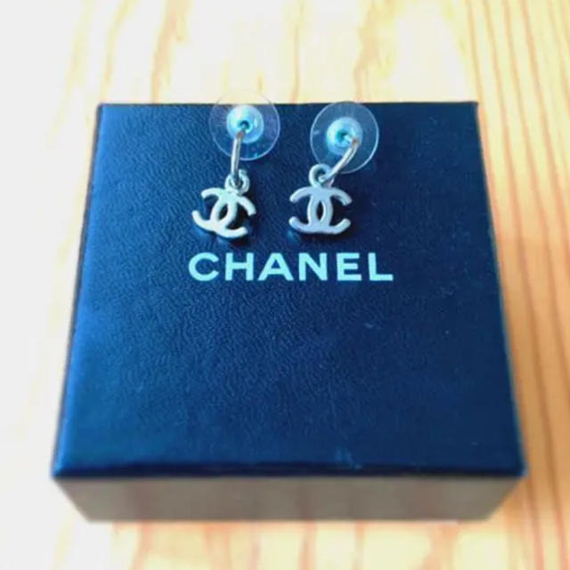 CHANEL ピアス