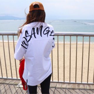 エムエスジイエム(MSGM)のサーファー女子に☆LUSSO SURF LAビッグTシャツ  Mサイズ RVCA(Tシャツ(半袖/袖なし))