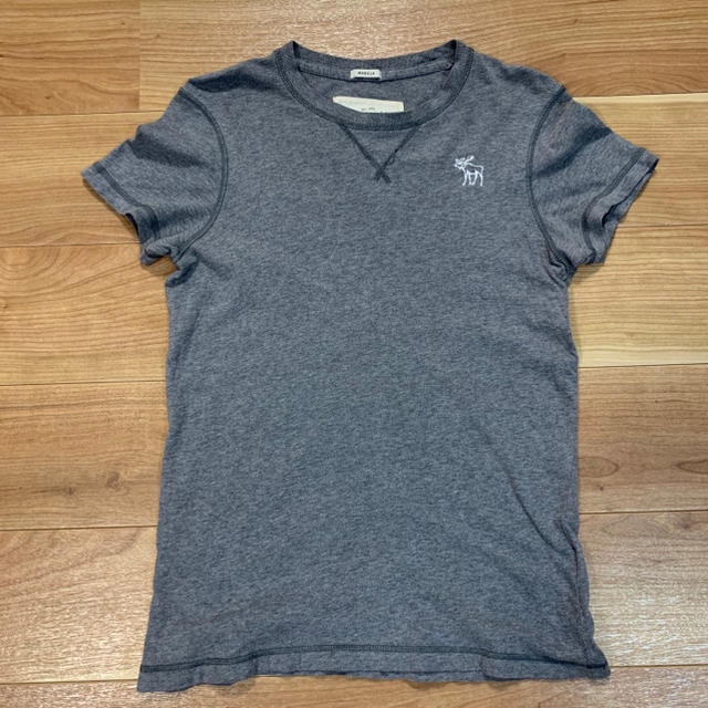 Abercrombie&Fitch(アバクロンビーアンドフィッチ)のアバクロ メンズTシャツ メンズのトップス(Tシャツ/カットソー(半袖/袖なし))の商品写真