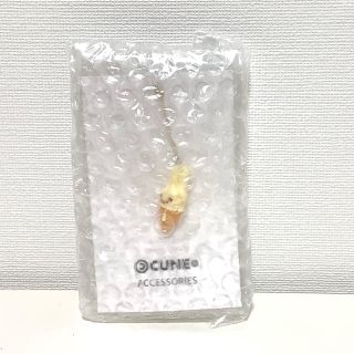 キューン(CUNE)のCUNE アイスクリームピアス ホワイト 白 バニラ 片耳用 未使用品(ピアス)