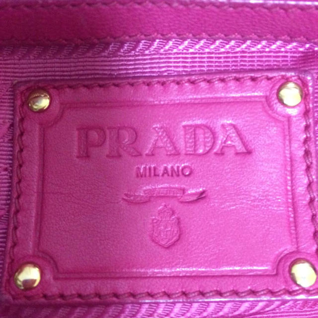 PRADA(プラダ)のPRADAプラダ♡ビジュートート レディースのバッグ(トートバッグ)の商品写真