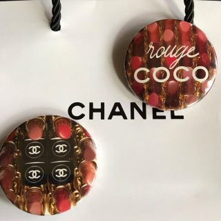 シャネル(CHANEL)のシャネルノベルティ缶バッチ(ブローチ/コサージュ)