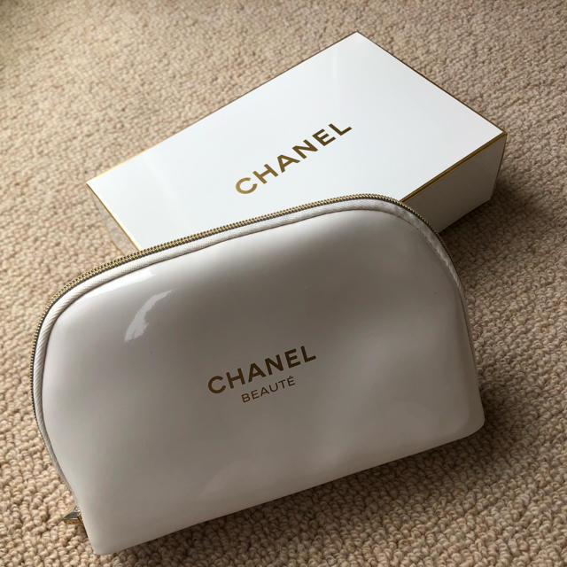 CHANELポーチ