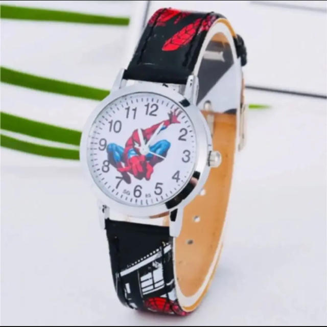☆スパイダーマン☆ キッズ腕時計  ブラック 即購入OK!! キッズ/ベビー/マタニティのこども用ファッション小物(腕時計)の商品写真