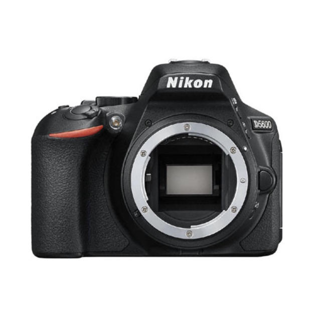 新品 ニコン D5600 ボディセット 未使用品 Nikon