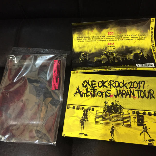 ONE OK ROCK(ワンオクロック)のLIVE Blu-ray「ONE OK ROCK 2017 “Ambitions エンタメ/ホビーのDVD/ブルーレイ(ミュージック)の商品写真