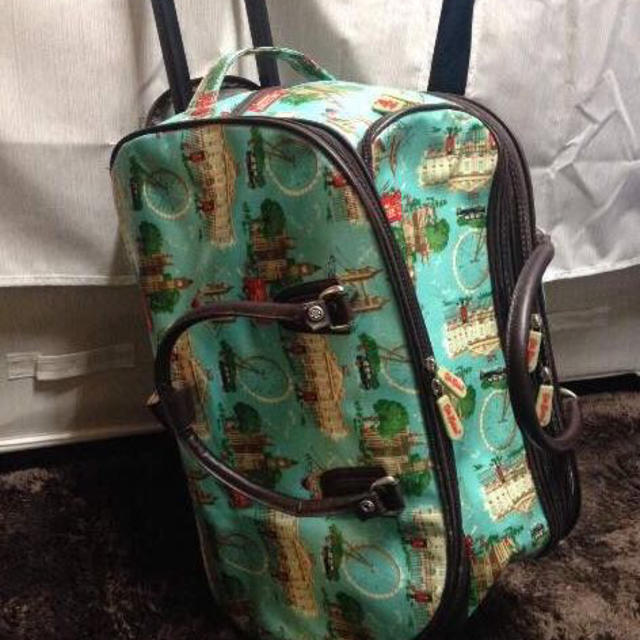 Cath Kidston(キャスキッドソン)のキャスキッドソン✳︎スーツケース レディースのバッグ(スーツケース/キャリーバッグ)の商品写真