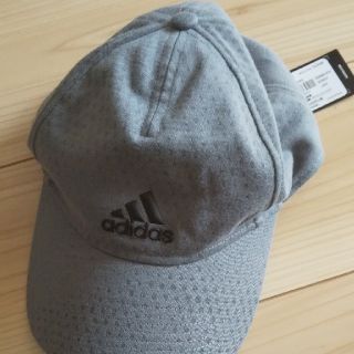 アディダス(adidas)のあんみ様アディダス キャップ グレー 54-57cm(キャップ)