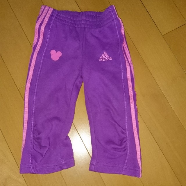 adidas(アディダス)の85 アディダス×ディズニー 三本ラインパンツ キッズ/ベビー/マタニティのベビー服(~85cm)(パンツ)の商品写真