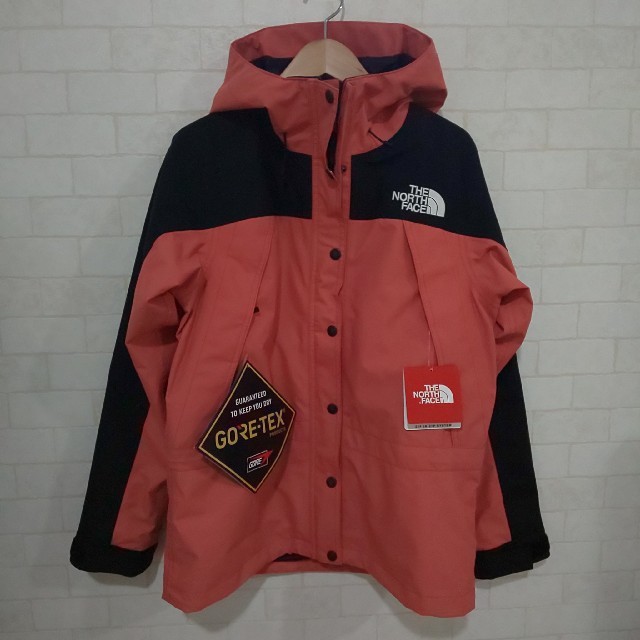 THE NORTH FACE(ザノースフェイス)の【専用】ザ・ノース・フェイス ノースフェイス マウンテンライト 人気 桃 レディースのジャケット/アウター(その他)の商品写真