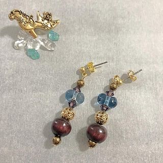 ハンドメイドピアス  アジアンテイスト  イヤリング(ピアス)