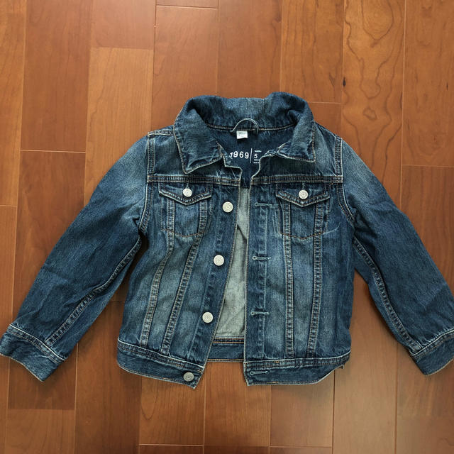 GAP(ギャップ)の子供用 ジージャン キッズ/ベビー/マタニティのキッズ服男の子用(90cm~)(ジャケット/上着)の商品写真