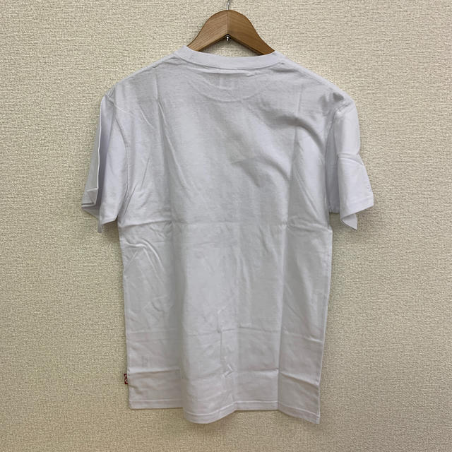 NESTA BRAND(ネスタブランド)の◆新品未使用◆NESTA BRAND Tシャツ「ハイビスカス」白 Mサイズ メンズのトップス(Tシャツ/カットソー(半袖/袖なし))の商品写真