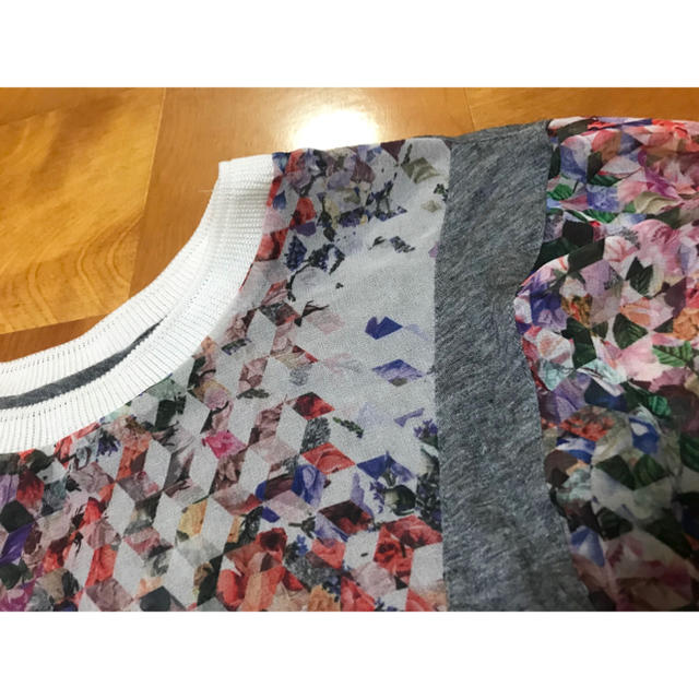 ZARA(ザラ)のZARA Tシャツ カットソー レディースのトップス(カットソー(長袖/七分))の商品写真