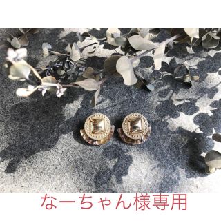 ボタンピアス(ピアス)