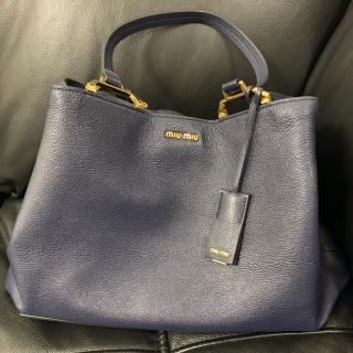 ミュウミュウ(miumiu)のミュウミュウ トートバック最終値下げ(トートバッグ)