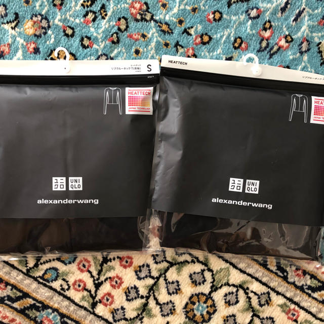 Alexander Wang(アレキサンダーワン)のマリン様専用 UNIQLO アレキサンダーワン ヒートテック2セット レディースの下着/アンダーウェア(アンダーシャツ/防寒インナー)の商品写真