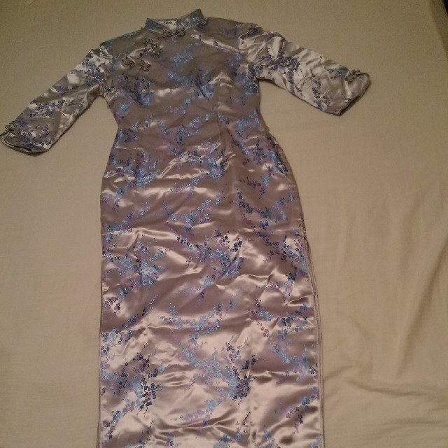 《値下げ》シルクチャイナドレス　ロング丈 レディースのフォーマル/ドレス(ロングドレス)の商品写真
