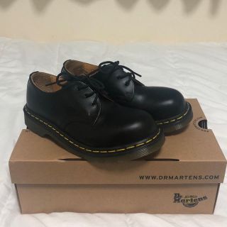 ドクターマーチン 女の子の通販 56点 Dr Martensを買うならラクマ