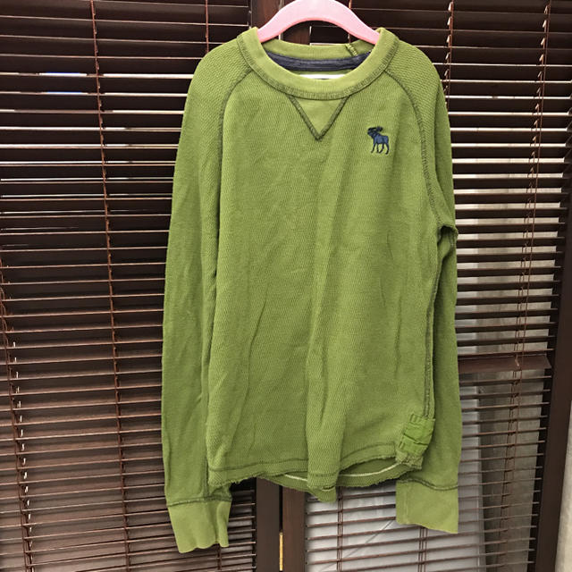 Abercrombie&Fitch(アバクロンビーアンドフィッチ)のロンT キッズ/ベビー/マタニティのキッズ服男の子用(90cm~)(Tシャツ/カットソー)の商品写真