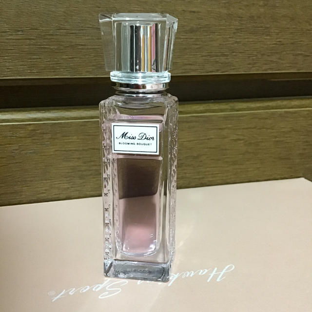 Dior(ディオール)のDior ミスディオール ブルーミング ブーケ フローラル パール20ml コスメ/美容の香水(香水(女性用))の商品写真