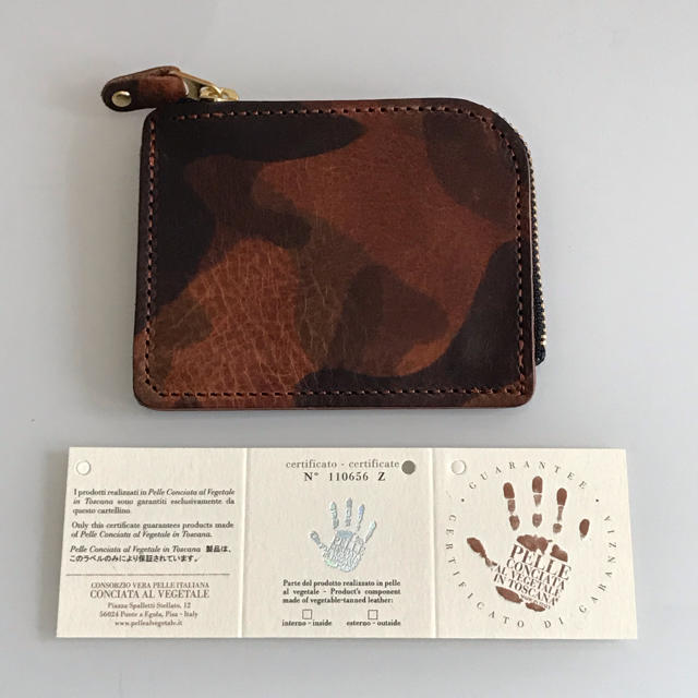 【コンビニ受取対応商品】 ・ 新品 【 送料込み 茶 ミニ財布 カモフラ柄 迷彩柄 】イタリアンレザー コインケース+小銭入れ