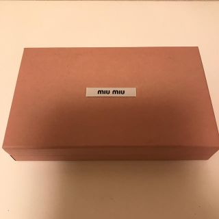 ミュウミュウ(miumiu)のmiumiu 長財布 箱のみ(長財布)