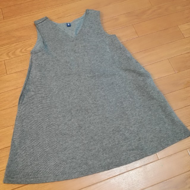 UNIQLO(ユニクロ)のユニクロ　秋冬　ワンピース　110 キッズ/ベビー/マタニティのキッズ服女の子用(90cm~)(ワンピース)の商品写真