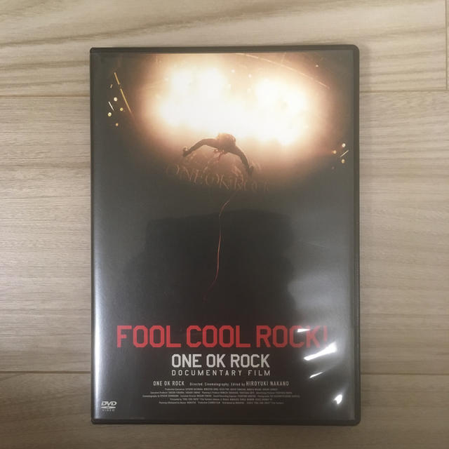 ONE OK ROCK(ワンオクロック)のFOOL COOL ROCK! ONE OK ROCK DOCUMENTARY  エンタメ/ホビーのDVD/ブルーレイ(ミュージック)の商品写真