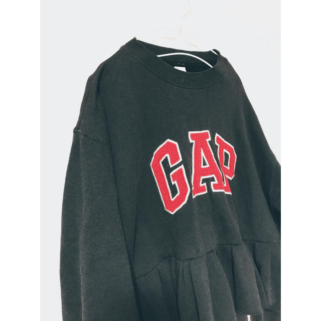 Champion(チャンピオン)の古着✴︎リメイクフリルスウェット gap レディースのトップス(トレーナー/スウェット)の商品写真