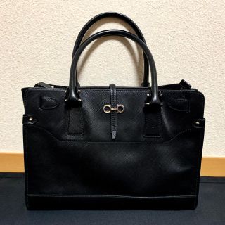 サルヴァトーレフェラガモ(Salvatore Ferragamo)の【値下げ】フェラガモ バッグ(ハンドバッグ)