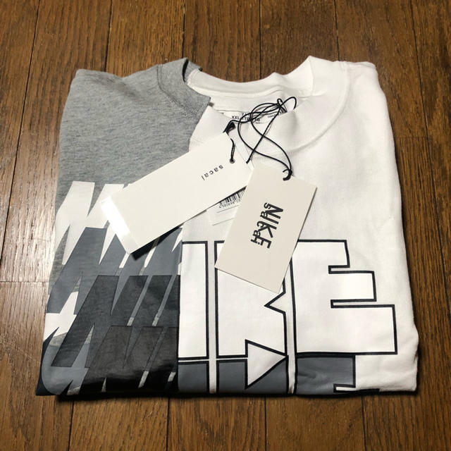 sacai(サカイ)のNike sacai ナイキ サカイ Tシャツ メンズのトップス(Tシャツ/カットソー(半袖/袖なし))の商品写真