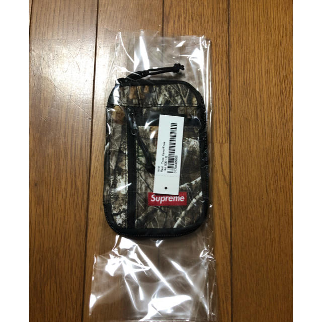 Supreme(シュプリーム)のsupreme small zip pouch camo real tree ハンドメイドのファッション小物(ポーチ)の商品写真