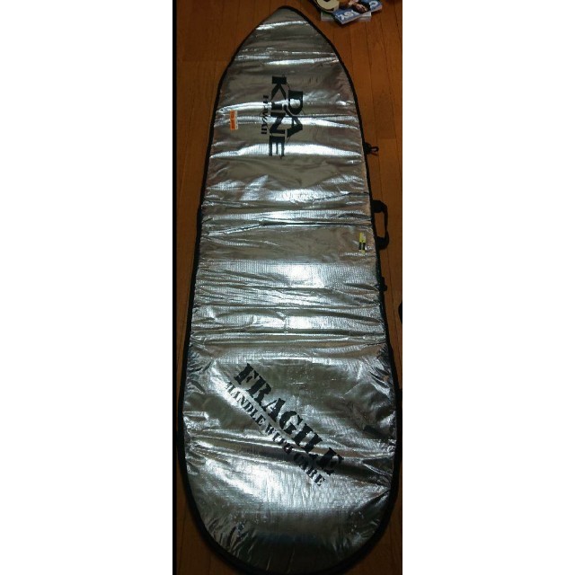 Dakine(ダカイン)のDAKlNEダカインサーフボードケース スポーツ/アウトドアのスポーツ/アウトドア その他(サーフィン)の商品写真