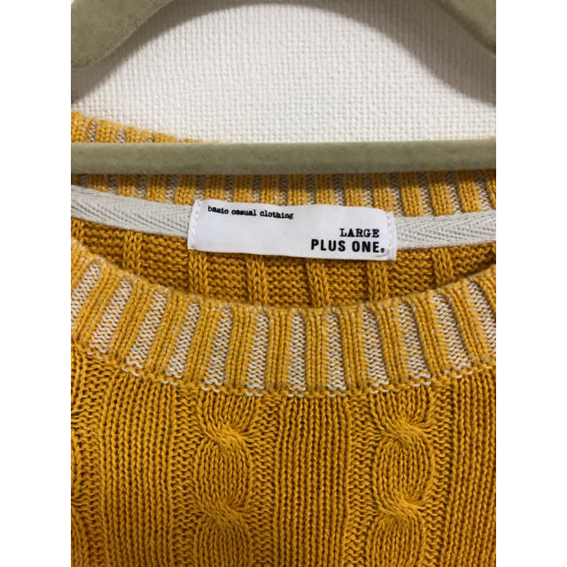 Right-on(ライトオン)のメンズ クルーネックセーター 黄色 Lサイズ メンズのトップス(ニット/セーター)の商品写真