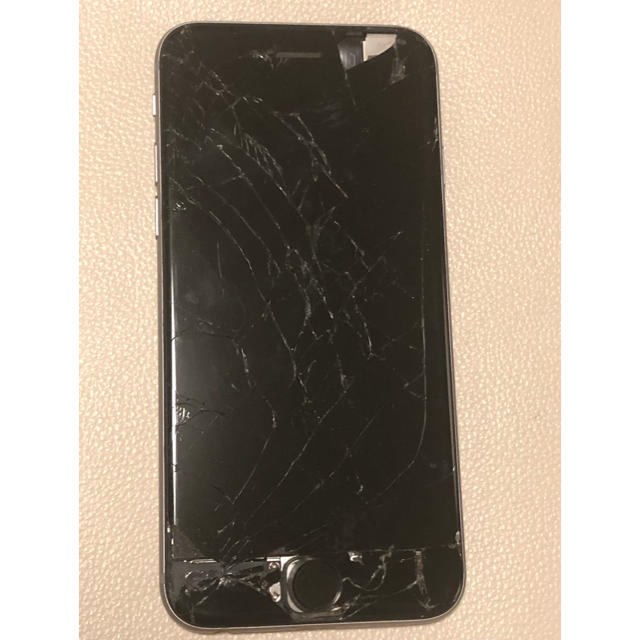 iPhone6s スペースグレー【画面割れ】ジャンク