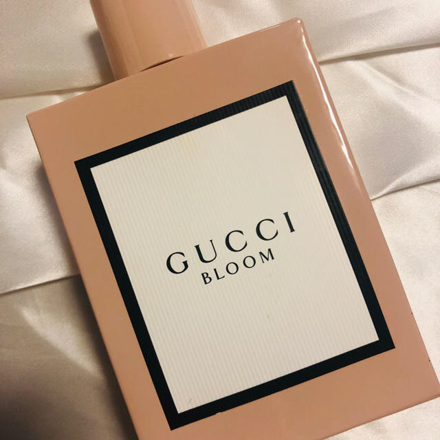 Gucci(グッチ)の GUCCI BLOOM グッチ ブルーム 100ml  コスメ/美容の香水(香水(女性用))の商品写真