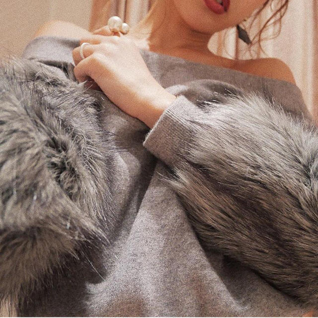 rienda(リエンダ)のrienda♡Faux Fur SLV Knit TOP レディースのトップス(ニット/セーター)の商品写真