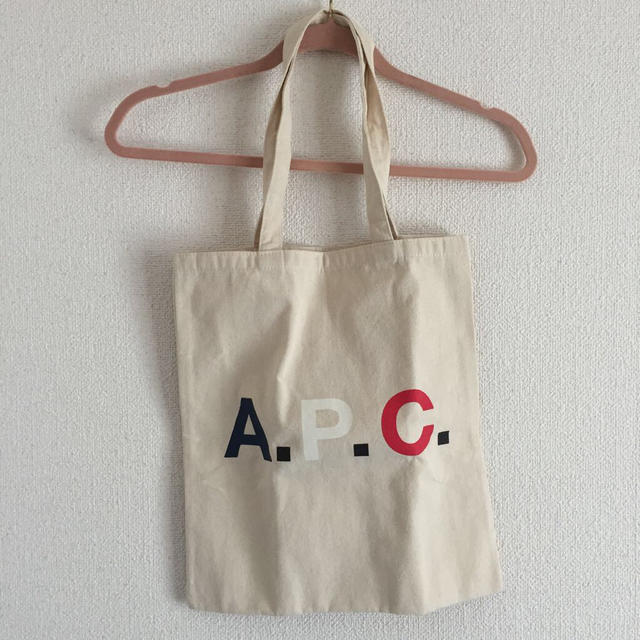 A.P.C(アーペーセー)の新品未使用 A.P.C. トートバッグ レディースのバッグ(トートバッグ)の商品写真