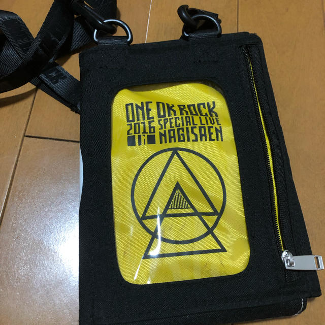ONE OK ROCK(ワンオクロック)のONE OK ROCK 渚園 エンタメ/ホビーのタレントグッズ(ミュージシャン)の商品写真