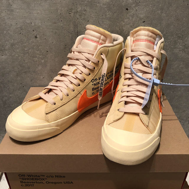 靴/シューズNIKE OFF WHITE THE10 BLAZER MID