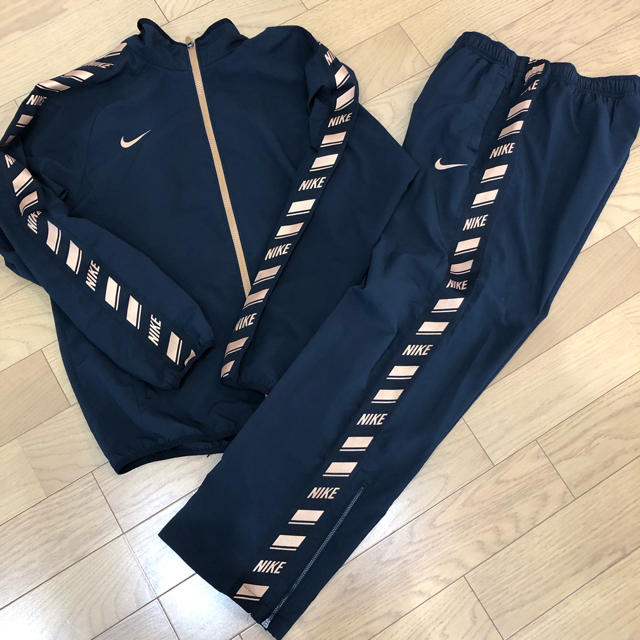 NIKE(ナイキ)のused★NIKEジャージ上下★M メンズのトップス(ジャージ)の商品写真