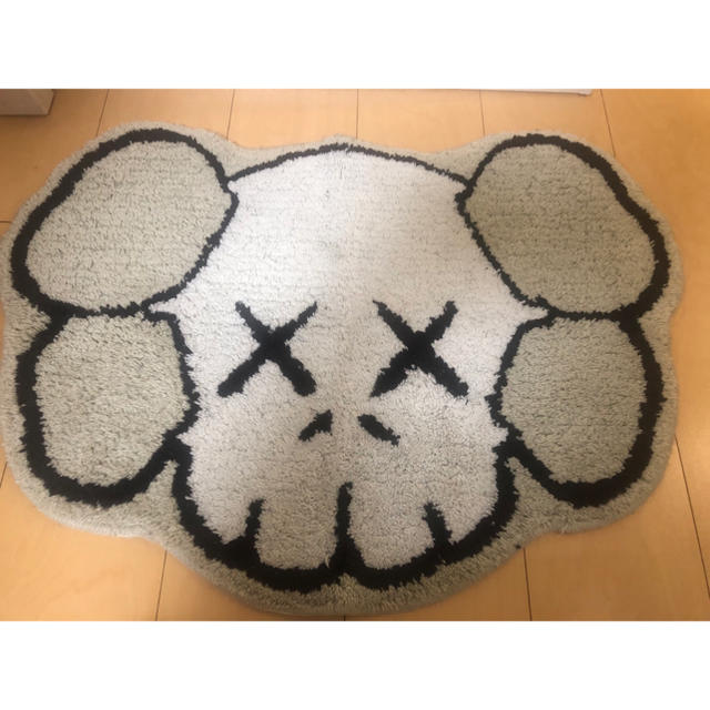 美品 カウズ KAWS オリジナルフェイク ×G1950 KAWS ラグマット [宅送