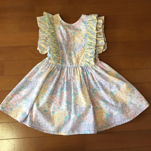 fafa(フェフェ)のfafa  パステルフラワー ワンピース キッズ/ベビー/マタニティのキッズ服女の子用(90cm~)(ワンピース)の商品写真