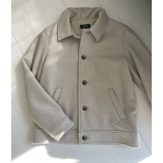 A.P.C(アーペーセー)の美品♡定価6.3万 A.P.C.  ショート丈コート レディースのジャケット/アウター(ピーコート)の商品写真