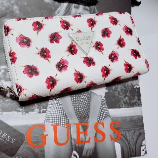 ゲス(GUESS)の【大人気】GUESS財布 ホワイト 花柄 ♡(財布)