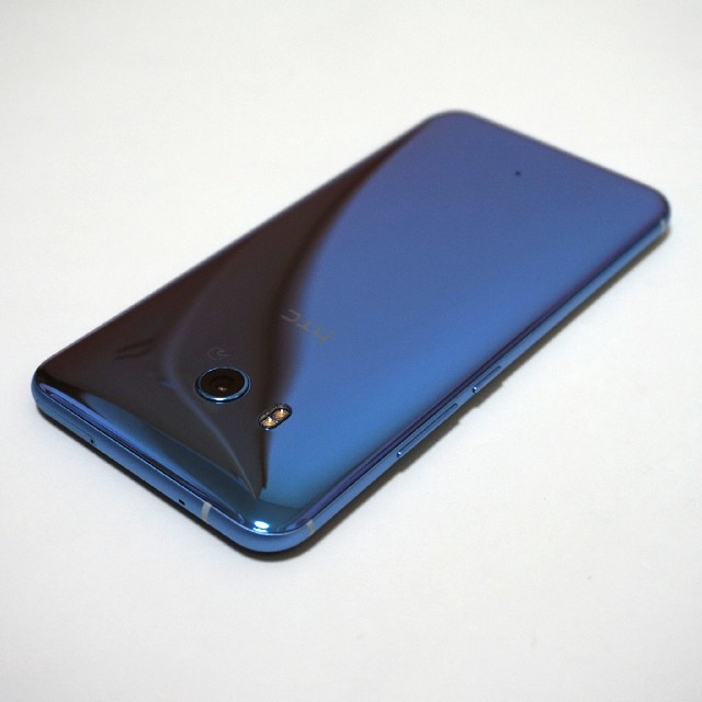 SIMフリー化済み htc U11 ソフトバンク制限あり