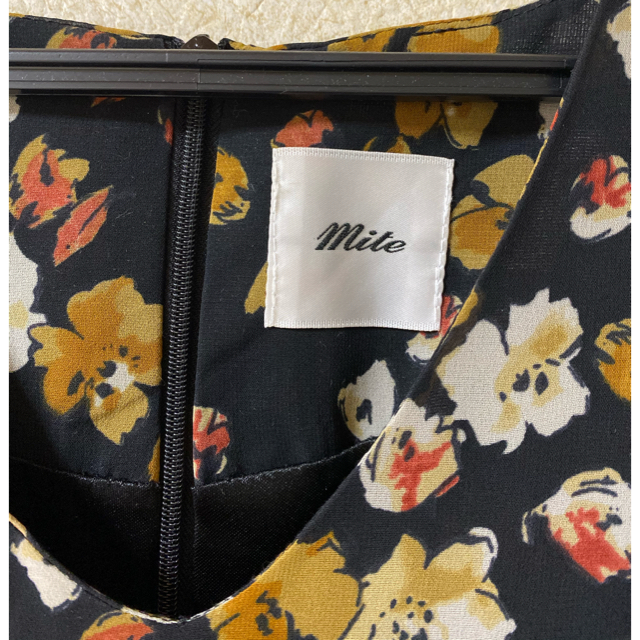 TODAYFUL(トゥデイフル)の■tykn1301様 専用■mite 花柄ワンピース レディースのワンピース(ロングワンピース/マキシワンピース)の商品写真